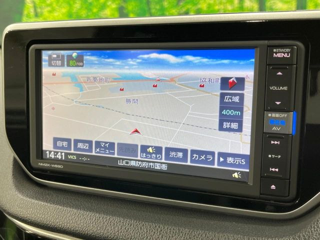 �y�����i�r�z�l�C�̏����i�r�𑕔����Ă���܂��B�i�r�̎g���₷���͂������A�I�[�f�B�I�@�\���[��!�L�����v�◷�s�͂������A�ʋ΂┃�����ȂǕ��i�̃h���C�u���y�����Ȃ�͂���