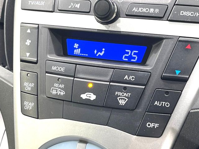 �y�I�[�g�G�A�R���z��x���D�݂̉��x�ɐݒ肷��΁A�ԓ��̉��x�����m�����ʂ≷�x�������Œ����B����&hellip;����&hellip;�Ɖ��x���X�C�b�`���������K�v�͂���܂���B���K�Ȏԓ���Ԃɂ͕K�{�̋@�\�ł��ˁ�