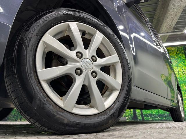 �y����14�C���`�A���~�z�C�[���z�O�ςɃ}�b�`���������A���~�z�C�[���𑕒����Ă���܂��B�e��ЊO�A���~�z�C�[����A�X�^�b�h���X�^�C�����戵�����Ă���܂��B���񂲑��k����������