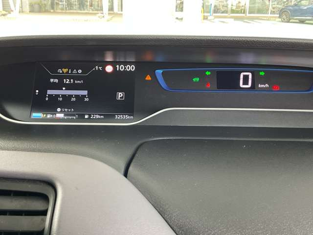 セレナ1.2 e-POWER ハイウェイスターV