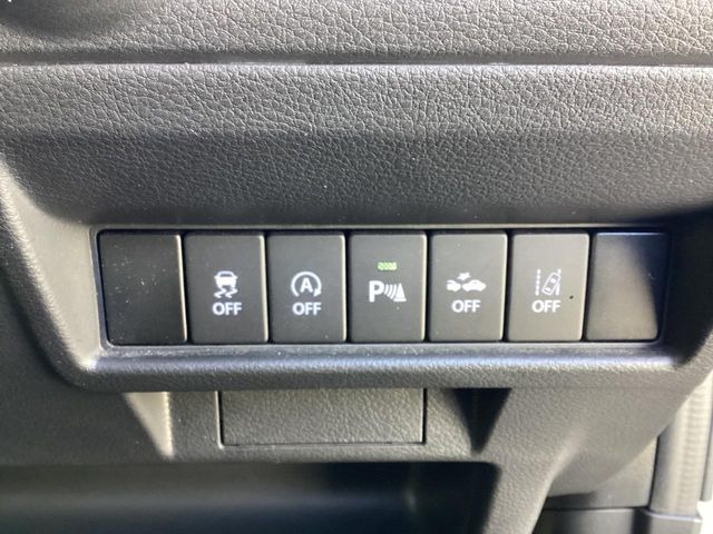 �y�X�Y�L �Z�[�t�e�B�T�|�[�g�z���s���ɑO���̎ԗ�����F�����A�Փ˂������Ȏ��͌x��ƃu���[�L�ŏՓˉ���Ɣ�Q�y�����A�V�X�g�B�����S�Ƀh���C�u�����y���݂��������܂��B