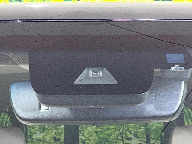 �y�g���^�Z�[�t�e�B�Z���X�z���s���ɑO���̎ԗ�����F�����A�Փ˂������Ȏ��͌x��ƃu���[�L�ŏՓˉ���Ɣ�Q�y�����A�V�X�g�B�����S�Ƀh���C�u�����y���݂��������܂��B