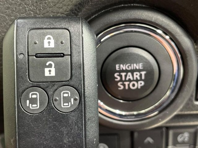 �y�L�[���X�X�^�[�g�V�X�e���z�J�o����|�P�b�g�ɓ��ꂽ�܂܂ł��h�A�̎{���E�������\�ȃX�}�[�g�L�[�𑕔��B�G���W���̃I���E�I�t�����J�M�����o���K�v����������Ƃ��Ă��֗��ł���