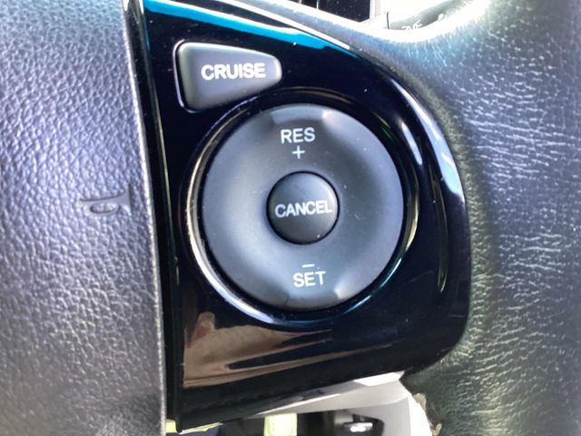 �y�N���[�Y�R���g���[���z�������H�����N���N���s�B�A�N�Z���𗣂��Ă���葬�x�ő��s���ł��A�������^�]���̕��S���y��!�����E�������ȒP�ȃX�C�b�`����Œ����ł��܂��B