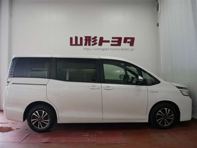 ヴォクシー1.8 ハイブリッド V