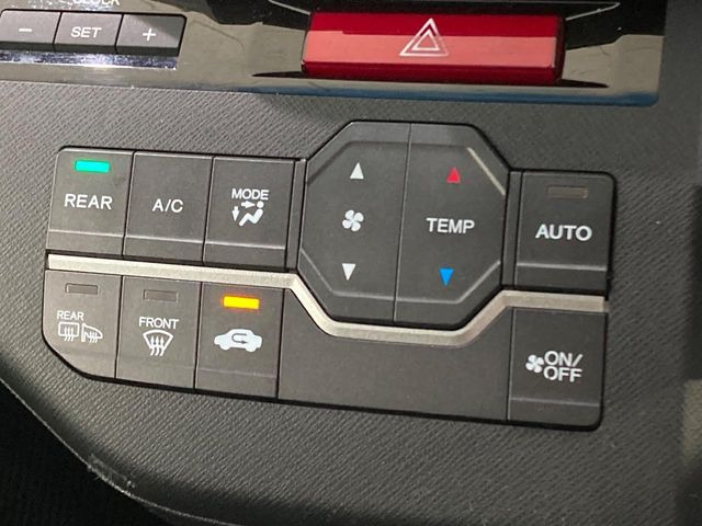 �y�I�[�g�G�A�R���z��x���D�݂̉��x�ɐݒ肷��΁A�ԓ��̉��x�����m�����ʂ≷�x�������Œ����B����&hellip;����&hellip;�Ɖ��x���X�C�b�`���������K�v�͂���܂���B���K�Ȏԓ���Ԃɂ͕K�{�̋@�\�ł��ˁ�