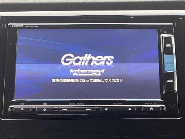 �y�����i�r�z�l�C�̏����i�r�𑕔����Ă���܂��B�i�r�̎g���₷���͂������A�I�[�f�B�I�@�\���[��!�L�����v�◷�s�͂������A�ʋ΂┃�����ȂǕ��i�̃h���C�u���y�����Ȃ�͂���