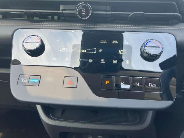 セレナ1.4 e-POWER ハイウェイスターV