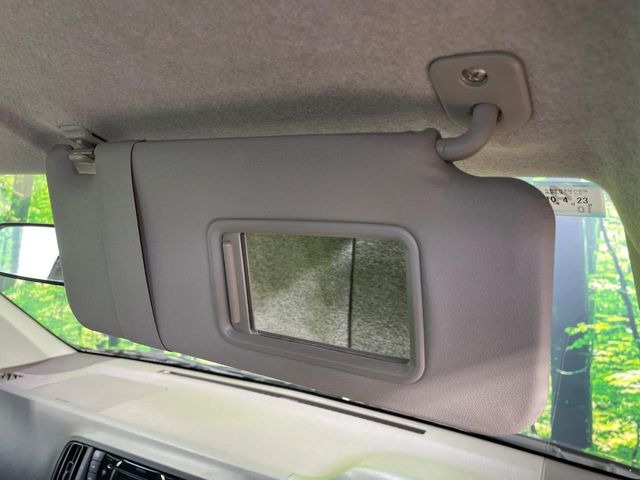 �y�o�j�e�B�~���[�z�T���o�C�U�[���ɐݒu���ꂽ�~���[�Őg�����Ȃ݃`�F�b�N!������Ƃ������C�N�����ɂ����􂵂܂���