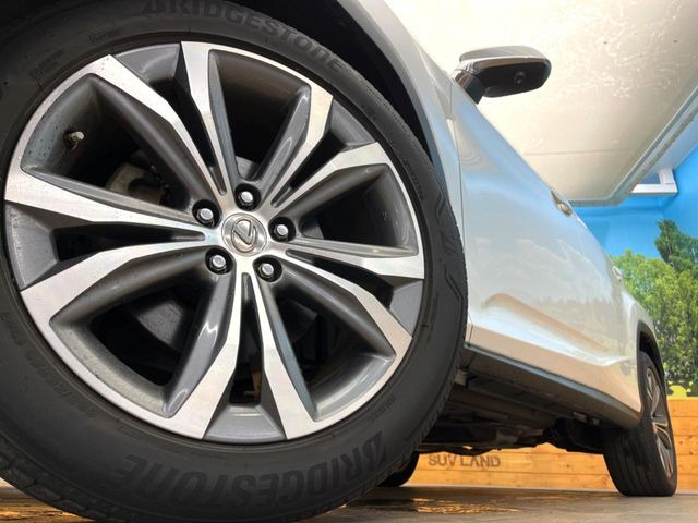 �y����20�C���`�A���~�z�C�[���z�O�ςɃ}�b�`���������A���~�z�C�[���𑕒����Ă���܂��B�e��ЊO�A���~�z�C�[����A�X�^�b�h���X�^�C�����戵�����Ă���܂��B���񂲑��k����������