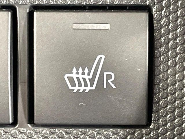 �y�V�[�g�q�[�^�[�z�������ɏd�󂷂�V�[�g�q�[�^�[!�G�A�R����葁�����܂��Ă����̂Ŋ�����̐l�����S�ł��ˁ�G�A�R���̉����͊������邩����A�Ƃ������ɂ����������߂ł��B