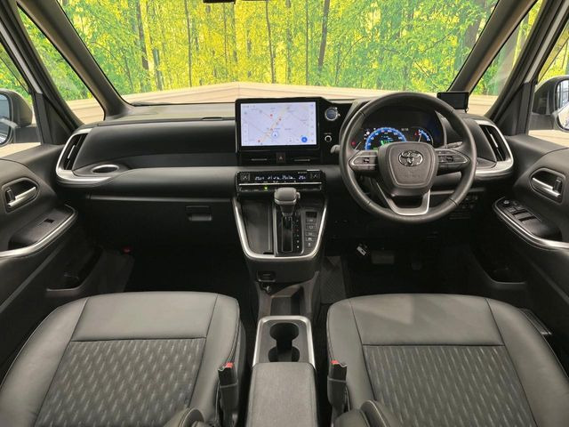 ノア1.8 ハイブリッド S-Z