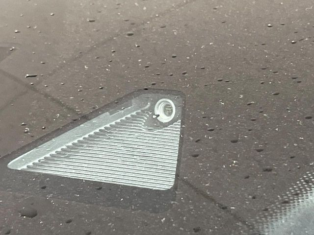 �yi-ACTIVESENSE�z���s���ɑO���̎ԗ�����F�����A�Փ˂������Ȏ��͌x��ƃu���[�L�ŏՓˉ���Ɣ�Q�y�����A�V�X�g�B�����S�Ƀh���C�u�����y���݂��������܂��B