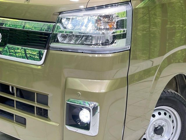 �yLED�w�b�h���C�g�z���V����ԑ��s�����ǍD�Ȏ��E���m�ۂ����S���ĉ^�]�ł��鍂�P�xLED�w�b�h���C�g�𑕔�!�_�����x�������A����d�͂��}�����Ă��܂��B