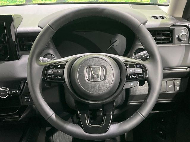 �y�����v�����X�e�A�����O�z�㎿�Ȋv���g�p���邱�ƂŁA��ɂ����������݂ƂĂ��^�]���₷���n���h���ł���