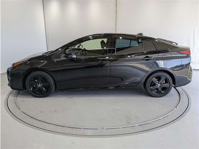 プリウス1.8 S ツーリングセレクション ブラックエディション