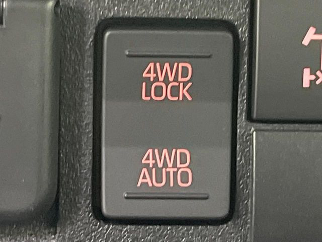 4WD�̂��Ԃł��̂ŁA�ᓹ�ł����S�ł���~��n�n��ɂ��Z�܂��̕��ȊO�ɂ��A�E�B���^�[�X�|�[�c����̕���~��n��֋A�Ȃ����@�������ɂ���������!