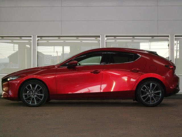 MAZDA3ファストバック1.8 XD バーガンディ セレクション