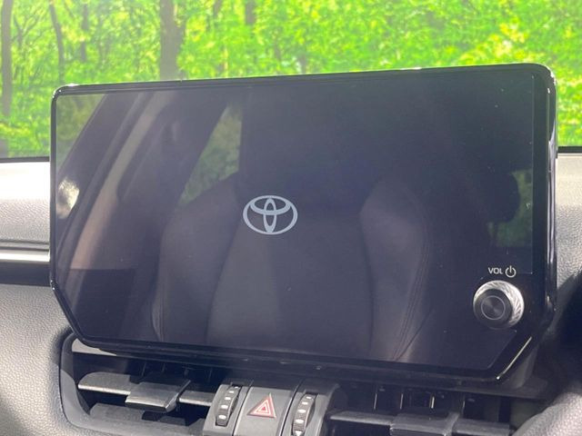 �y10.5�C���` �f�B�X�v���C�I�[�f�B�I�z���ʂ̃f�B�X�v���C��AppleCarPlay��AndroidAuto�����p�\�B�傫�ȉ�ʂŃX�}�z�i�r�A�v���������p���������܂���