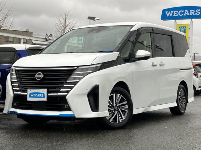 セレナ1.4 e-POWER ハイウェイスターV