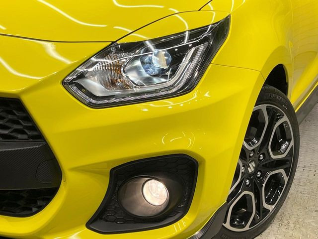 �yLED�w�b�h���C�g�z���V����ԑ��s�����ǍD�Ȏ��E���m�ۂ����S���ĉ^�]�ł��鍂�P�xLED�w�b�h���C�g�𑕔�!�_�����x�������A����d�͂��}�����Ă��܂��B