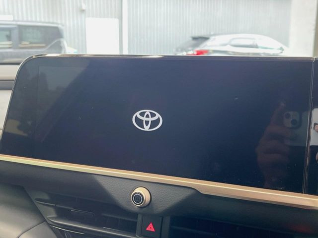 �y12.3�C���`�f�B�X�v���C�I�[�f�B�I�z�X�}�[�g�t�H���ƘA�g���\�ȑ��ʃf�B�X�v���C�I�[�f�B�I�ł��B�X�}�[�g�t�H���̃i�r�@�\���g�p������ABluetooth�ڑ��ŉ��y�����y���݂��������܂�!