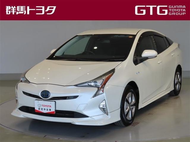 プリウス1.8 A E-Four 4WD