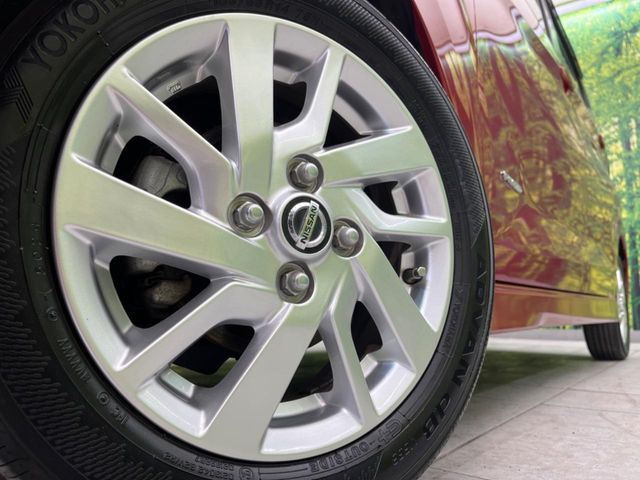 �y�����A���~�z�C�[���z�O�ςɃ}�b�`���������A���~�z�C�[���𑕒����Ă���܂��B�e��ЊO�A���~�z�C�[����A�X�^�b�h���X�^�C�����戵�����Ă���܂��B���񂲑��k����������