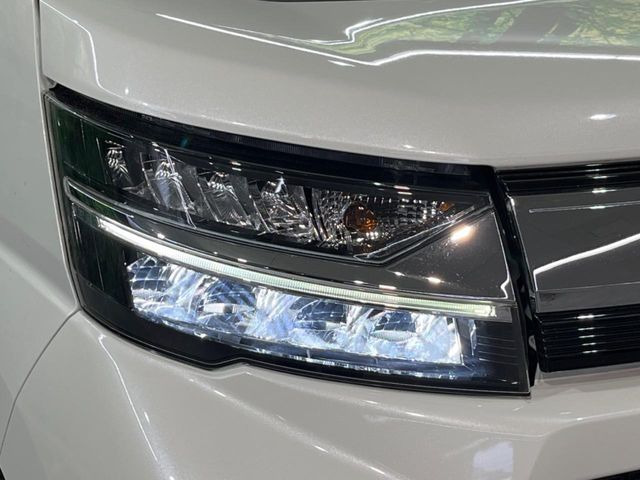 �yLED�w�b�h���C�g�z���V����ԑ��s�����ǍD�Ȏ��E���m�ۂ����S���ĉ^�]�ł��鍂�P�xLED�w�b�h���C�g�𑕔�!�_�����x�������A����d�͂��}�����Ă��܂��B