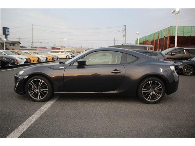 ���Ǝҗl�ւ̔̔��͂��f�肳���Ă��������܂��B �Ԍ������ԗ��̏ꍇ�́A�Ԍ����擾�������x�������z�ŕ\�����Ă���܂��B