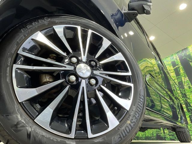 �y����15�C���`�A���~�z�C�[���z�O�ςɃ}�b�`���������A���~�z�C�[���𑕒����Ă���܂��B�e��ЊO�A���~�z�C�[����A�X�^�b�h���X�^�C�����戵�����Ă���܂��B���񂲑��k����������