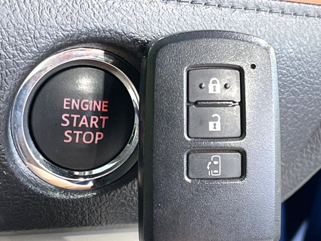 �y�X�}�[�g�L�[�z�J�o����|�P�b�g�ɓ��ꂽ�܂܂ł��h�A�̎{���E�������\�ȃX�}�[�g�L�[�𑕔��B�G���W���̃I���E�I�t�����J�M�����o���K�v����������Ƃ��Ă��֗��ł���