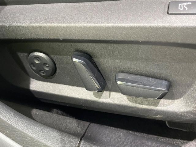 �y�p���[�V�[�g�z�X�C�b�`��ŊȒP�ɃV�[�g�̔��������\!�d��������͂�����܂���!���K�ȃV�[�g�|�W�V�����ɃZ�b�g���āA���K�ȃh���C�u�����y���݂��������B