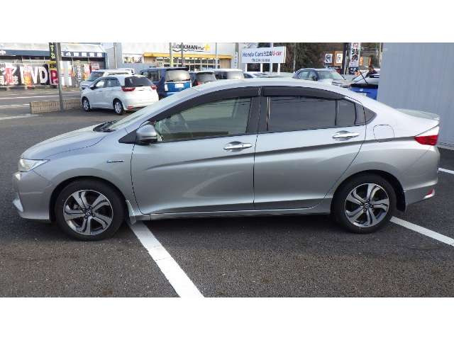 グレイス1.5 ハイブリッド EX