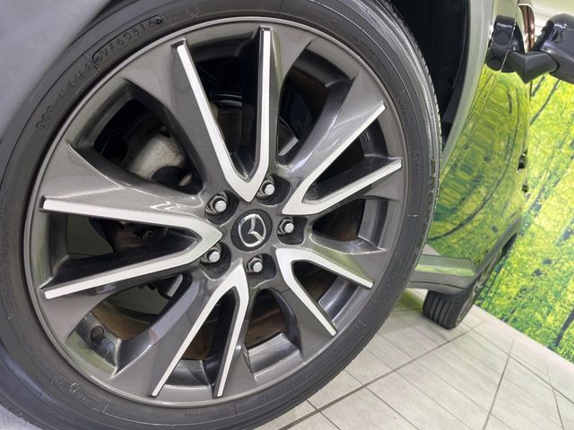 �y����18�C���`�A���~�z�C�[���z�O�ςɃ}�b�`���������A���~�z�C�[���𑕒����Ă���܂��B�e��ЊO�A���~�z�C�[����A�X�^�b�h���X�^�C�����戵�����Ă���܂��B���񂲑��k����������