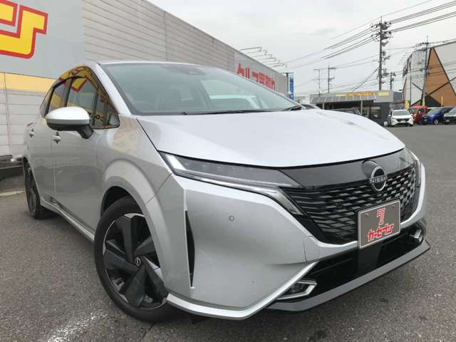 ノートオーラ1.2 G FOUR レザーエディション 4WD