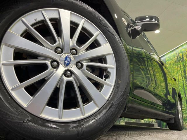 �y����16�C���`�A���~�z�C�[���z�O�ςɃ}�b�`���������A���~�z�C�[���𑕒����Ă���܂��B�e��ЊO�A���~�z�C�[����A�X�^�b�h���X�^�C�����戵�����Ă���܂��B���񂲑��k������