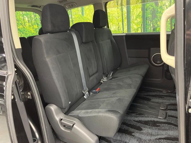 �L�X�Ƃ���2��ڃV�[�g�͋��Z���������A���S�n�����K!�F�B��Ƒ��Ƃ̂��o�����ɂ҂�����ł��B�x�r�[�V�[�g��`���C���h�V�[�g�g�p�������K�ɂ��߂�������������\���ȋ�Ԃ��m�ۂ��Ă��܂��B