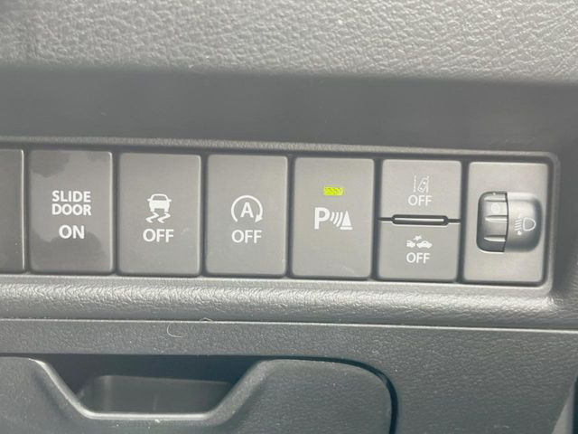 �y������h�~���u�z�ԗ��̉���������m����ƁA�����I�Ɏԗ��̐i�s������ۂ悤�Ɏԗ��𐧌䂵�܂��B�J�̓��ȂǊ���₷���H�ʏ󋵂ł����S�ȉ^�]���\�ł��B