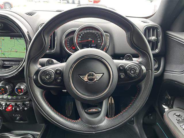 ミニクロスオーバージョン・クーパー・ワークス 4WD