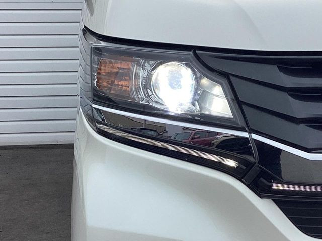 �w�b�h���C�g��e�[�������v&�A���~�z�C�[�����̊e��R�[�e�B���O���I�X�X�����Ă���܂��B�����Y�����̉��΂݂≘���}���A���ꂢ�ȏ�Ԃ������e�i���X���X�ŕۂĂ܂���