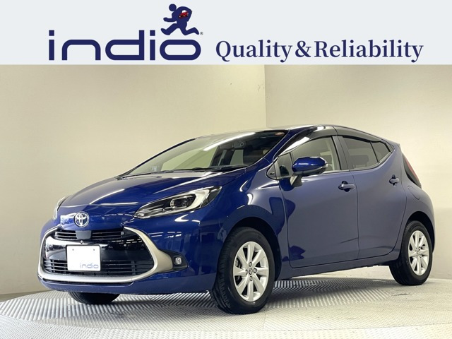 アクア（トヨタ）1.5 Z E-Four 4WD　メーカー10インチディスプレイオーディオ 中古車画像