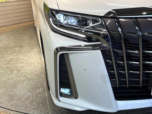 �y�O��LED�w�b�h���C�g�z�X�^�C���b�V���Ȍ����ڂ̎O��LED�w�b�h���C�g�𑕔���X�^�C�������łȂ��A��Ԃ̑��s�����E�ǍD�ň��S���Ă���肢�������܂��B