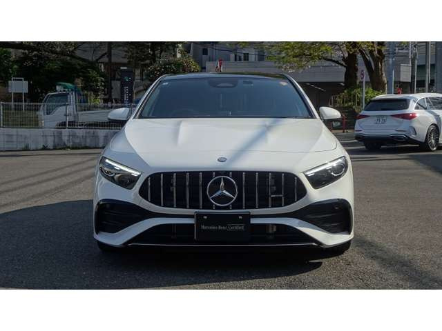 AクラスAMG A35 4マチック (BSG搭載モデル) 4WD