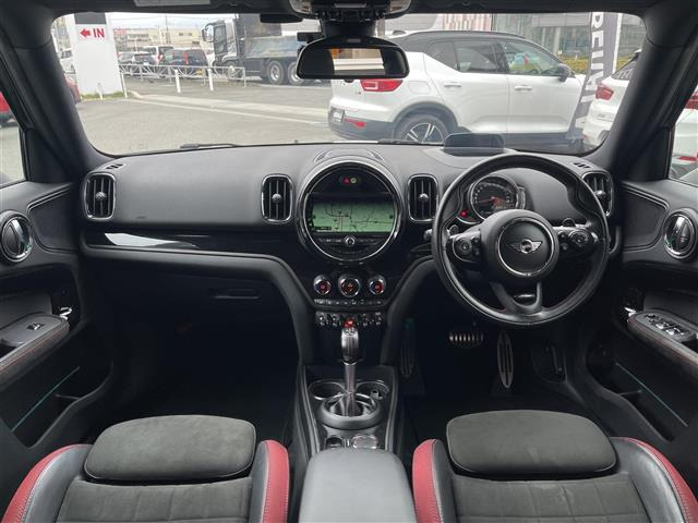 ミニクロスオーバージョン・クーパー・ワークス 4WD