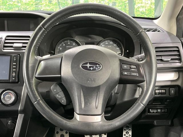 �y�����v�����X�e�A�����O�z�㎿�Ȋv���g�p���邱�ƂŁA��ɂ����������݂ƂĂ��^�]���₷���n���h���ł���