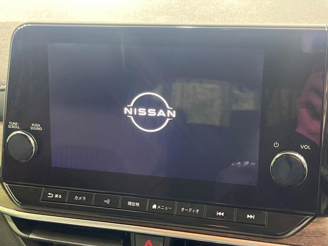 �y����9�^�i�r�z�C���e���A�ɗn�����ރX�^�C���b�V���ȁu��p�݌v�v���[�J�[�i�r�𑕔��􎋔F���⑀�쐫�ȂǊ�{���\�ɂ��D��A���㎿�ȃJ�[���C�t�����y���݂��������܂��B