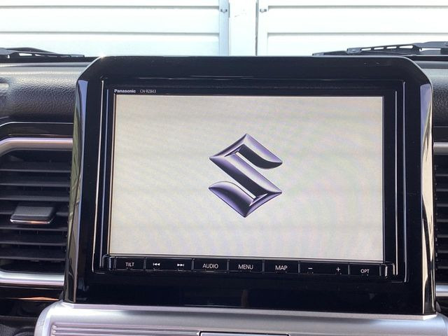 �y����8�^�i�r�z�l�C�̏����i�r�𑕔��B�I�[�f�B�I�@�\���[�����Ă���ABluetooth�ڑ�����΂������̃X�}�z��MP3�v���C���[�̉��y���Đ��\!�����̉^�]������Ɋy�����Ȃ�܂�!!