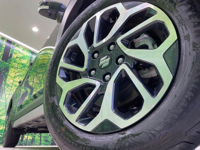 �y16�C���`�A���~�z�C�[���z�O�ςɃ}�b�`�����A���~�z�C�[���𑕒����Ă���܂��B�e��A���~�z�C�[����A�X�^�b�h���X�^�C�����戵�����Ă���܂��B���񂲑��k����������