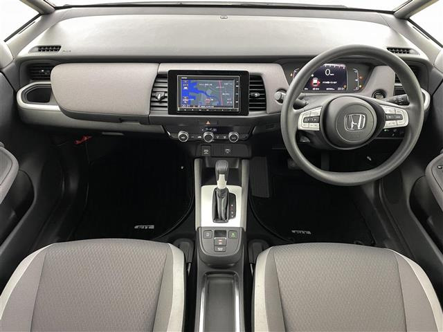 フィット1.3 クロスター